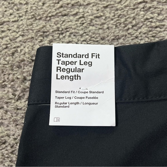 Nike Sportswear Tech Essentials Woven Unlined Cargo Pants Men’s Size 30 - Picture 4 of 16